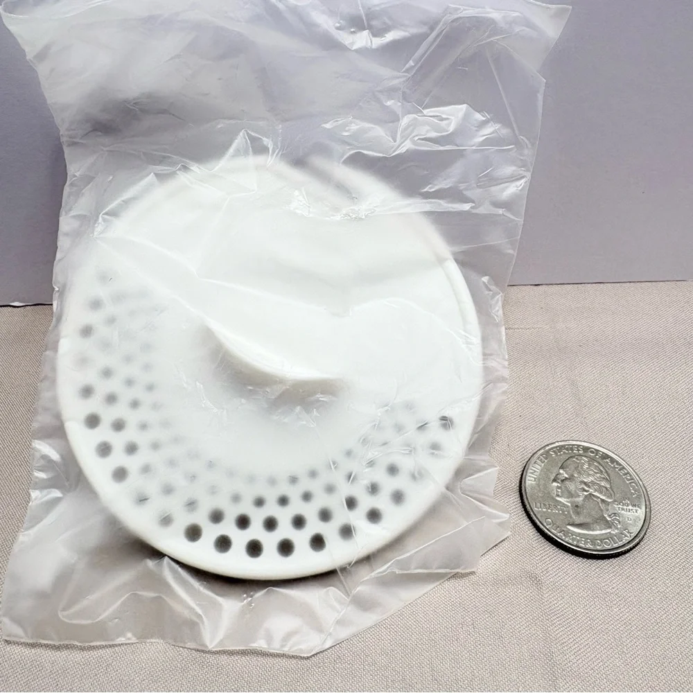 Tupperware White Perforated Can cover and drainer also can lid lift!